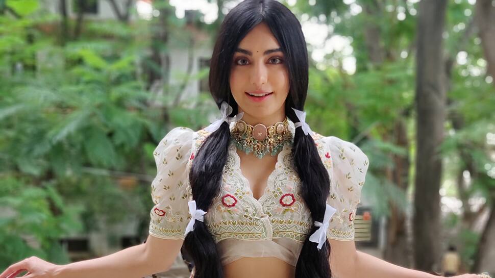 Adah Sharma celebrates &#039;Kalki&#039; success in style, flaunts her vintage side—Photos