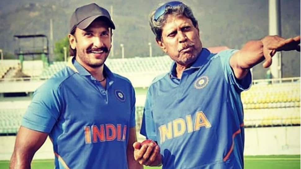 Role reversal? Kapil Dev does a Ranveer Singh!