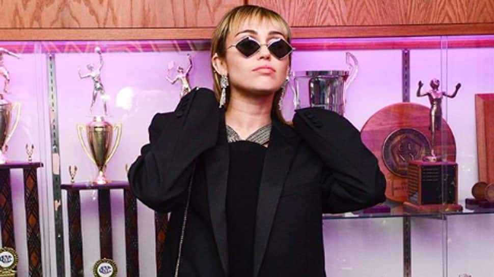 Miley Cyrus reveals she&#039;s still &#039;attracted to women&#039;