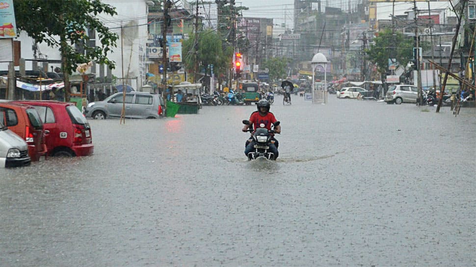 Heavy rain lashes Bihar, Northeast; IMD issues high alert for next 24 hours