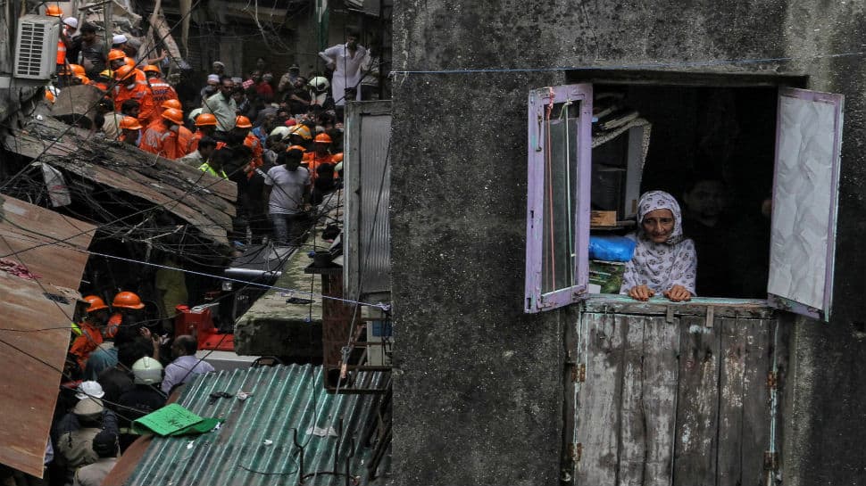 Mumbai building collapse: Death toll climbs to 14, rescue efforts continue