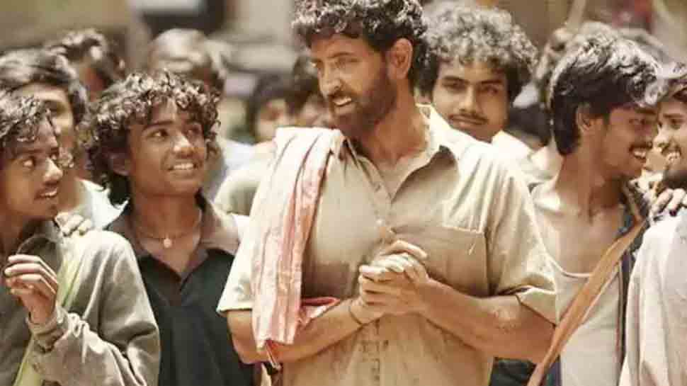 Hrithik Roshan&#039;s Super 30 is slow yet steady at ticket counters — Check out film&#039;s latest collections