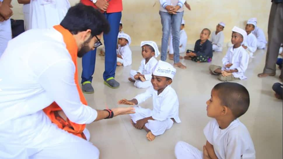 Jan Ashirwad Yatra: Yuva Sena president Aditya Thackeray meets children of farmers who committed suicide 