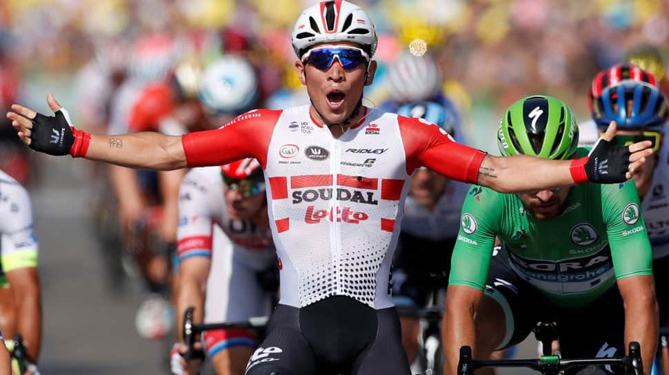 Tour de France: Caleb Ewan claims second stage win as Geraint Thomas takes minor tumble