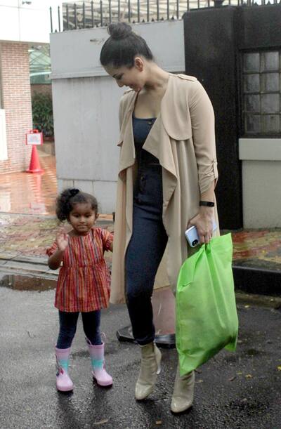 Sunny Leone with daughter Nisha