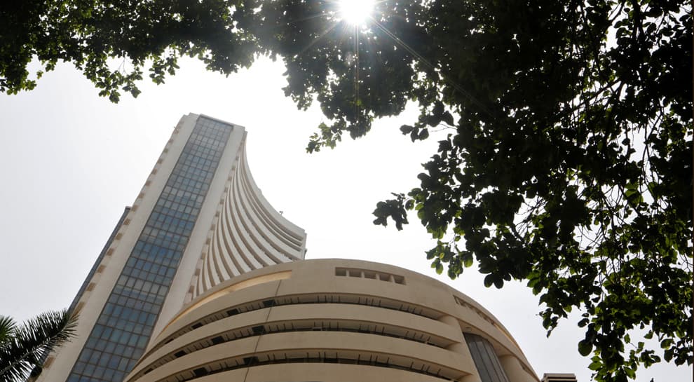 Nifty, Sensex erase gains, close weaker for sixth day