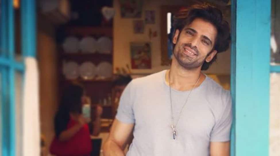 Excited to don a turbaned look on screen: Mohit Malik