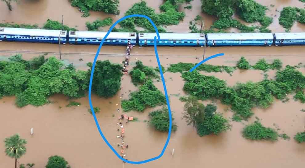 Watch: Incredible footage shows NDRF, Indian Navy rescuing stranded passengers from Mahalaxmi Express