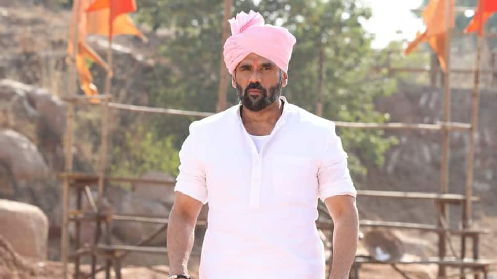 Pehlwaan first look: Suniel Shetty as Sarkar strikes an impressive pose—See photos