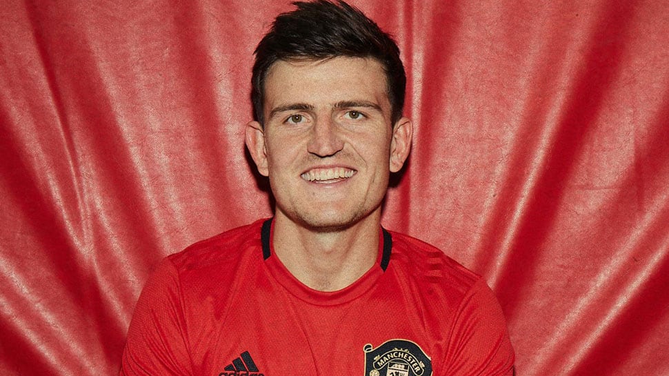 Manchester United sign England defender Harry Maguire