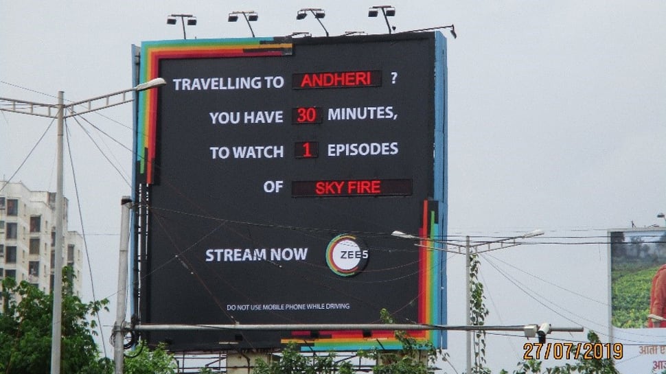 ZEE5 re-imagines OOH; installs real-time billboards for travelers