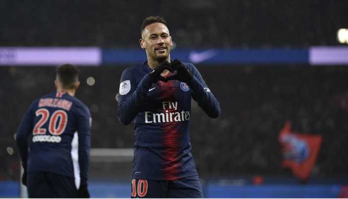 PSG fans display banners asking Neymar to leave