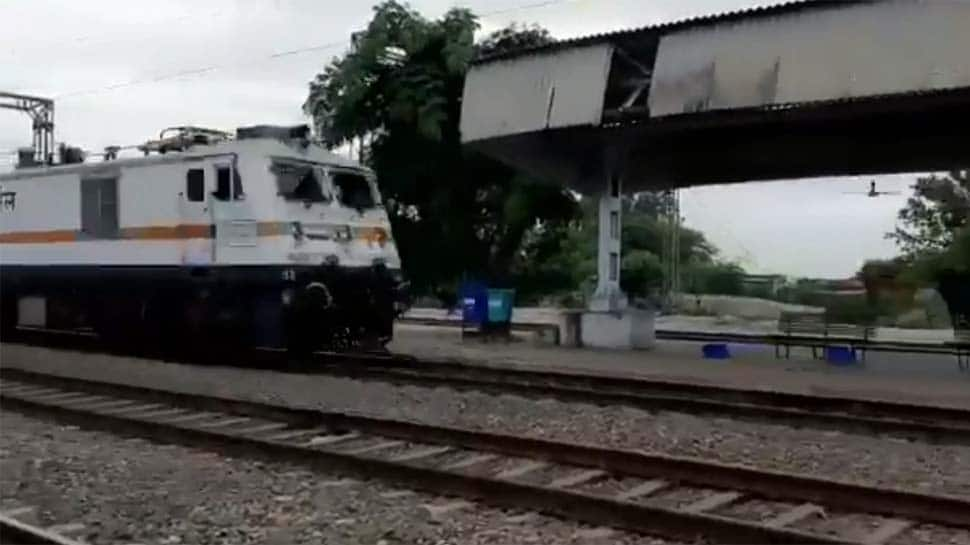 Indian Railways manufacture high speed engine touching 180 km/hour