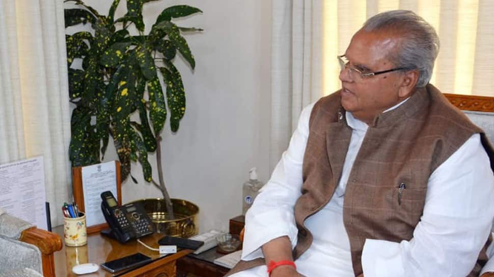 Jammu and Kashmir Governor Satya Pal Malik directs government offices to resume normal functioning; schools to reopen on Monday