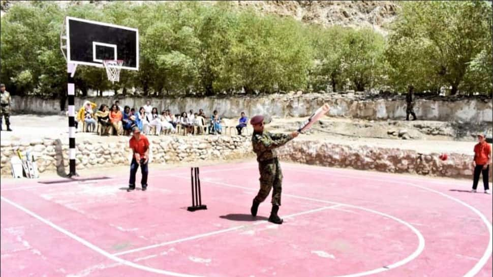 MS Dhoni plays cricket with kids in Leh, picture goes viral