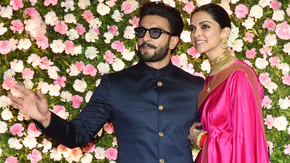 Power Couple Ranveer Singh And Deepika Padukone Pose With Boxer Amir Khan People News Zee News