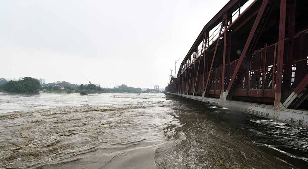 Several trains diverted as water level in Yamuna crosses &#039;danger mark&#039;