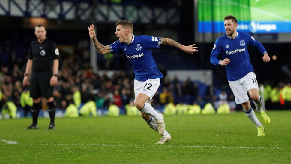 Everton defenders Lucas Digne, Leighton Baines fit for trip to Villa