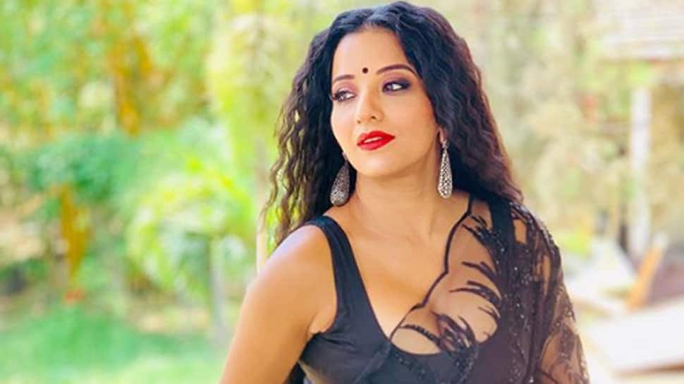 Monalisa&#039;s latest picture in saree is all things beautiful - See pic