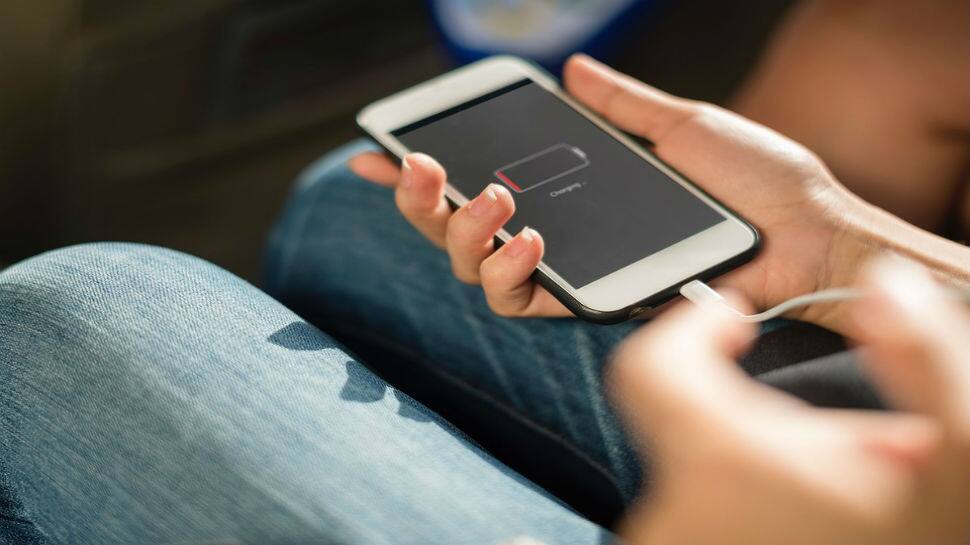 Data cable to hack phones? Beware of possible threat from borrowed chargers