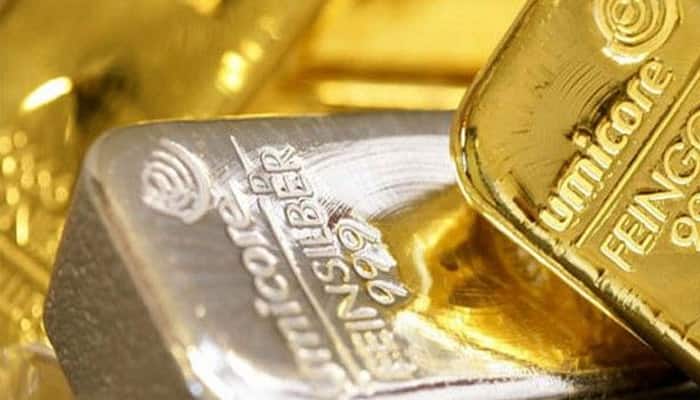 Kolkata: DRI seizes gold bars, cash worth Rs 3.29 crores, 3 arrested