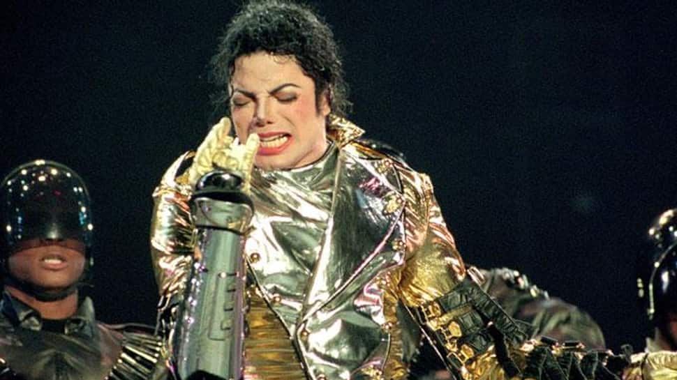 Michael Jackson&#039;s name removed from MTV&#039;s Video Vanguard Award