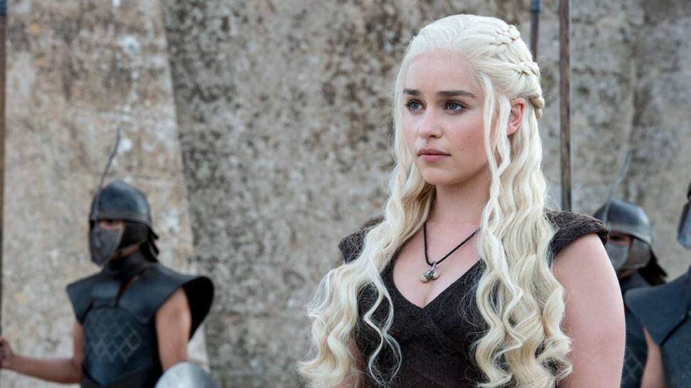 &#039;Game of Thrones&#039; stars Emilia Clarke, Rose Leslie on Indian adventure