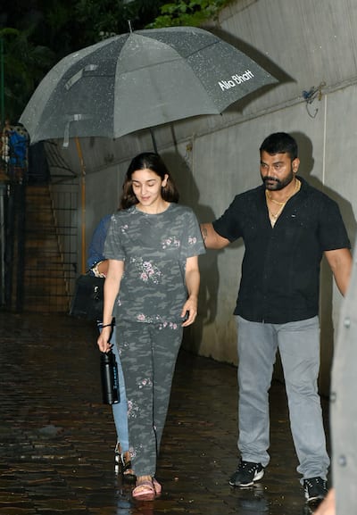 Alia Bhatt spotted without makeup