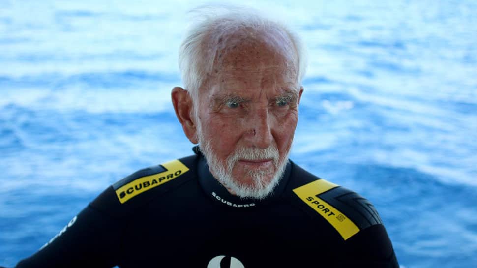World War Two veteran breaks own scuba diving record at 96