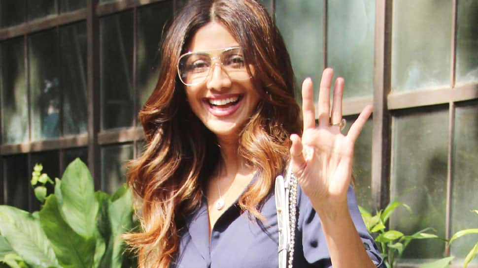 Shilpa Shetty, Raj Kundra bid adieu to Lord Ganesha