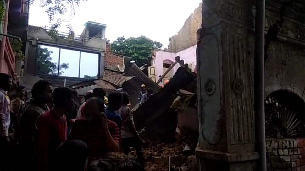 Ahmedabad: 2 dead, 5 injured after 3-storey house collapses in Amraiwadi