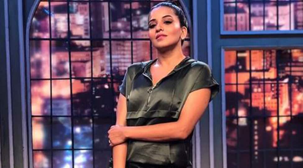 Monalisa stuns in a little black dress- See pic