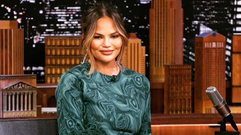 Chrissy Teigen&#039;s Twitter war with Trump is witty and wild