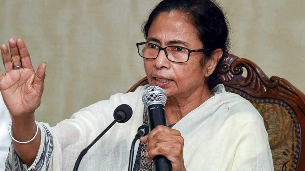 BJP slams Mamata Banerjee, says West Bengal govt imposing &#039;super emergency&#039;, sending people to jail 