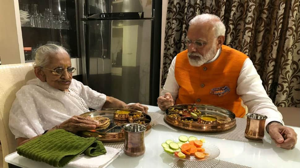 On 69th birthday, PM Modi has lunch with mother Heeraben in Gandhinagar, gets Rs 501 as blessings 