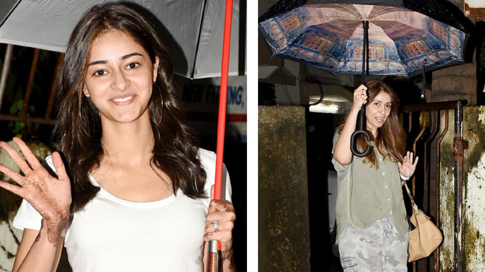 Photo Gallery: Ananya Panday Steps Out With Mommy Bhavana, Dons A New ...