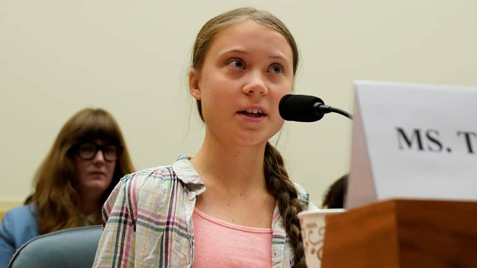 Greta Thunberg leads Montreal climate strike amid aviation emissions talks