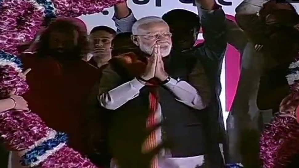 PM Narendra Modi arrives home from US, gets rousing welcome at Delhi&#039;s Palam airport