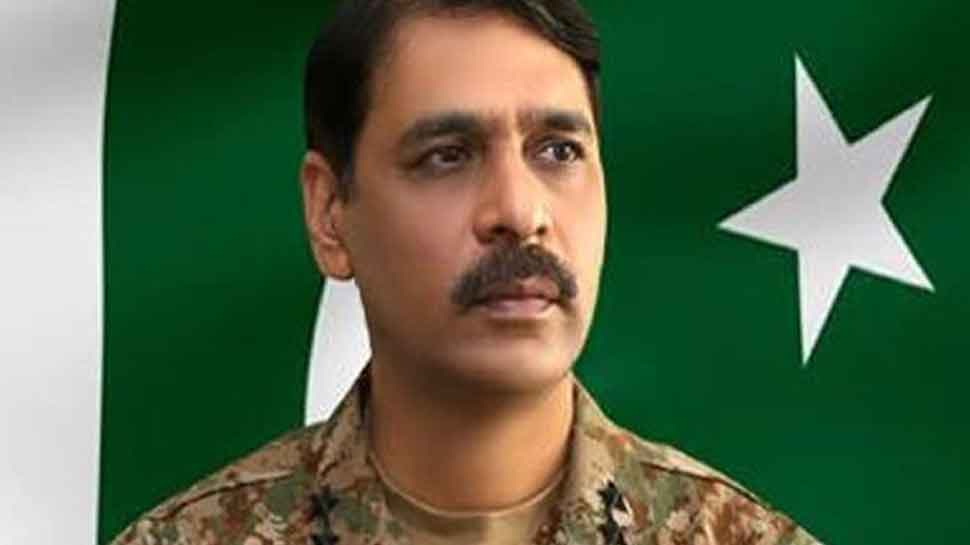 Pakistan Army spokesperson Asif Ghafoor trolled for calling Kashmir country&#039;s jugular &#039;vain&#039;