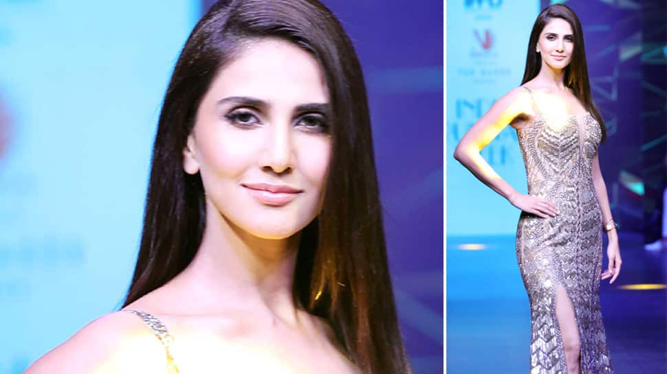 Vaani Kapoor glitters in gold at the runway—Pics