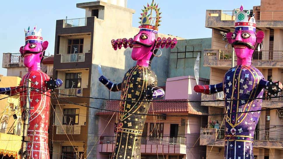 Dussehra 2019: Best Whatsapp/ Facebook messages for your family and friends