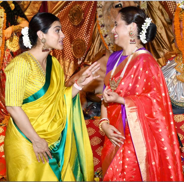 Kajol and Rani busy talking