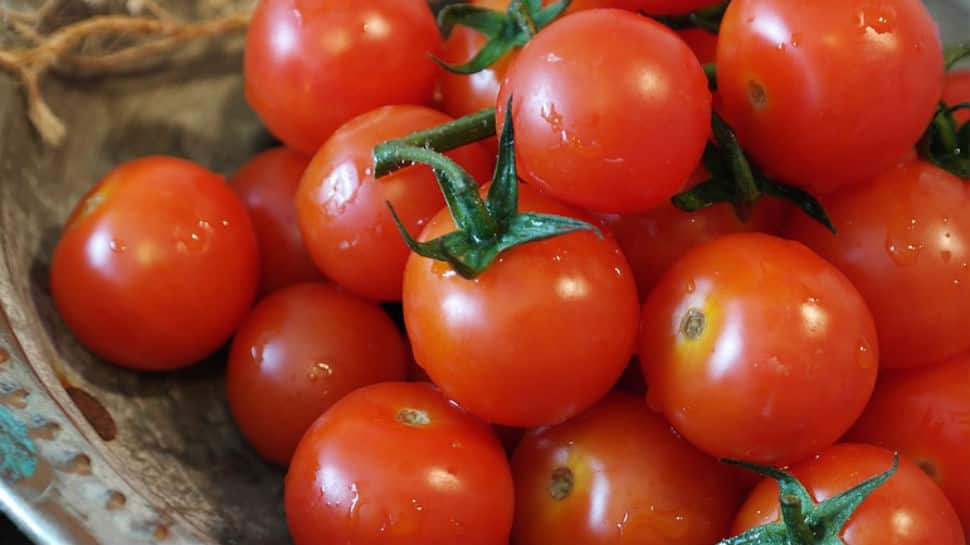 After onion, tomato prices surge; being sold at Rs 62 per kg in Delhi-NCR