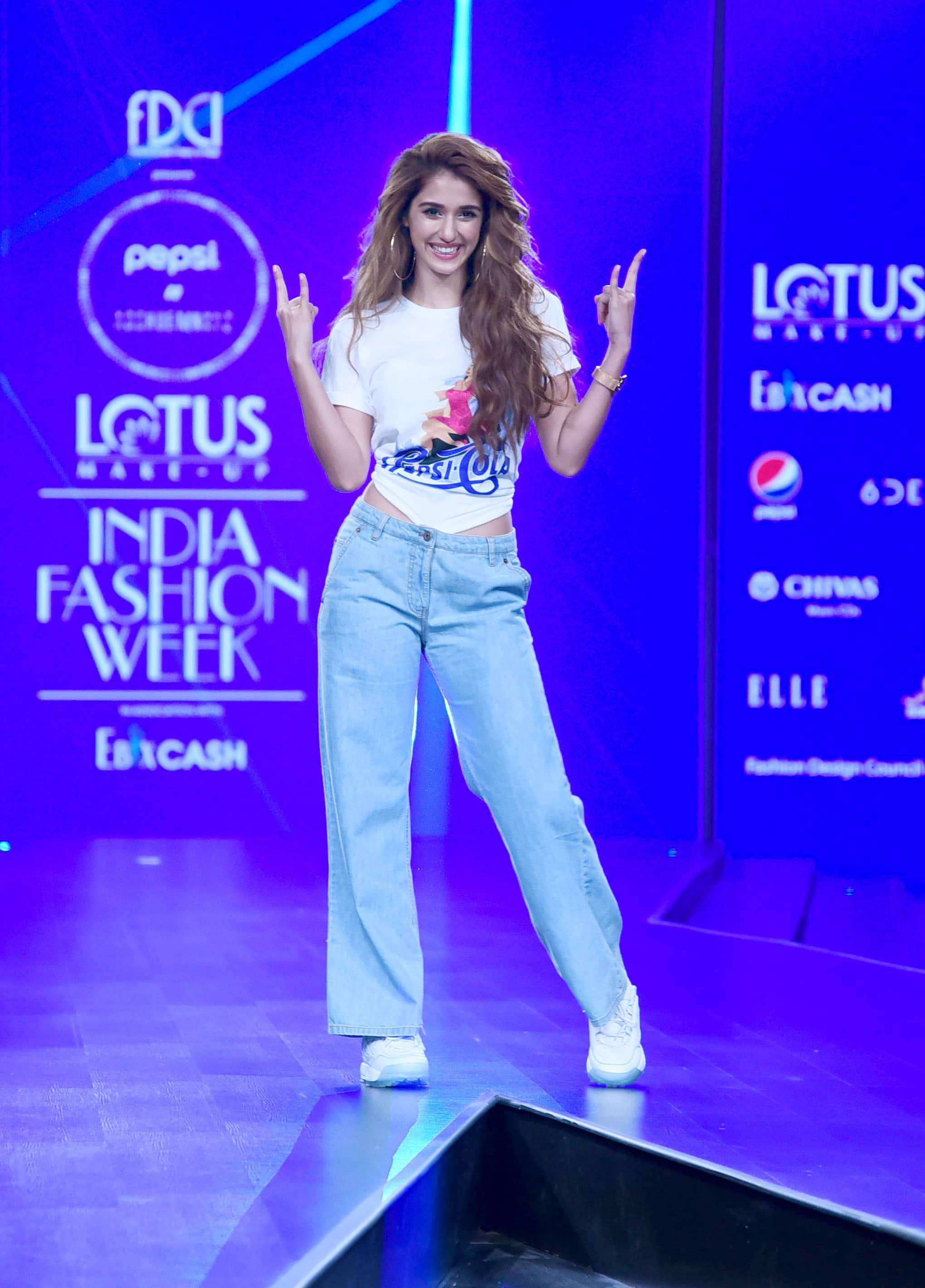 Disha Patani looks pretty in casuals