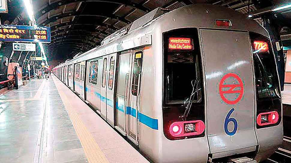 Man commits suicide at Delhi&#039;s Uttam Nagar East metro station 