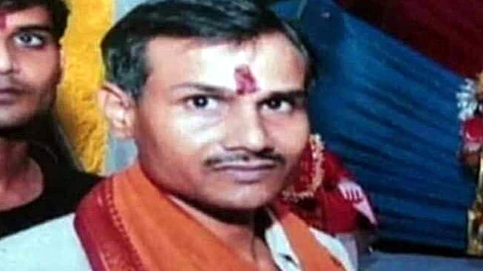 Assailants spent over half-hour with Hindu Samaj Party chief Kamlesh Tiwari before shooting him dead: UP DGP Assailants spent over half-hour with Hindu Samaj Party chief Kamlesh Tiwari before shooting him dead: UP DGP