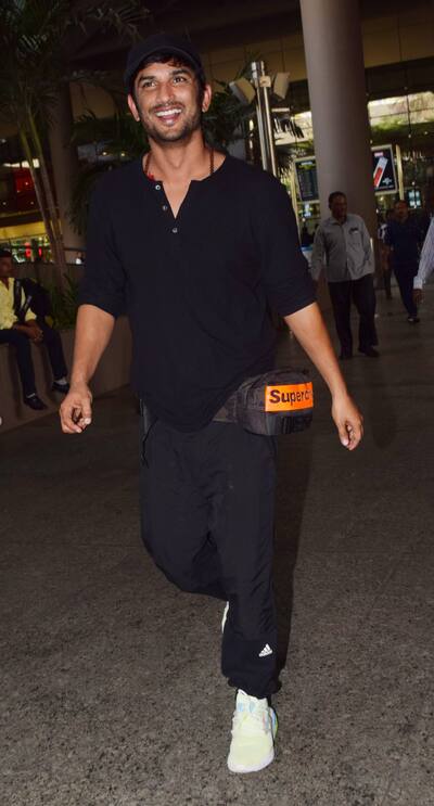Sushant Singh Rajput papped at the airport