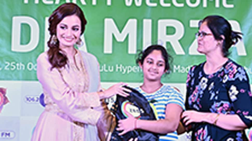 ZEE5 Global and LuLu give customers in Dubai and Abu Dhabi a chance to celebrate Diwali with Dia Mirza