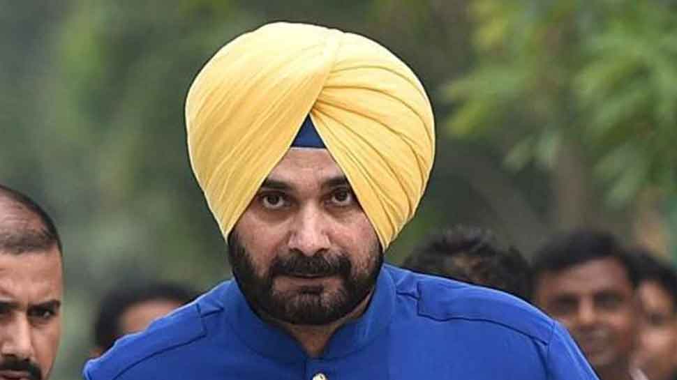 Imran Khan&#039;s party invites Navjot Singh Sidhu for Kartarpur Corridor opening on November 9