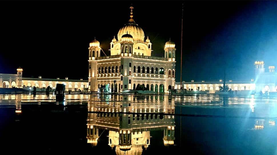 Pakistan sends formal invitation to Navjoy Singh Sidhu for inaugural ceremony of Kartarpur corridor